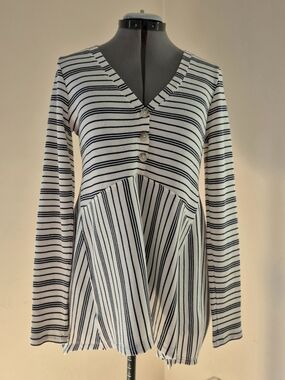 Striped V-Neck Button Front Knit Top - White & Black